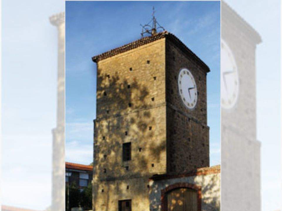 Torre del Reloj.
Ayuntamiento de Noreña
