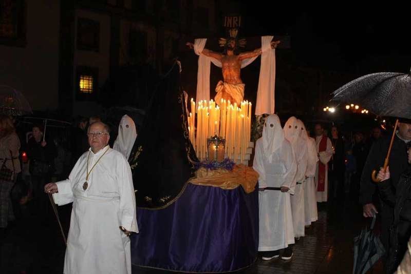 semana-santa-cangas-onis-procesion-soledad.jpg