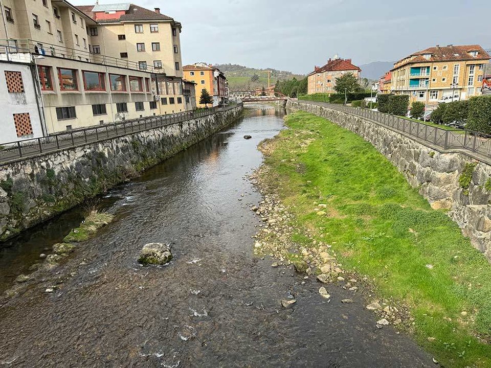 vertido-rio-guena