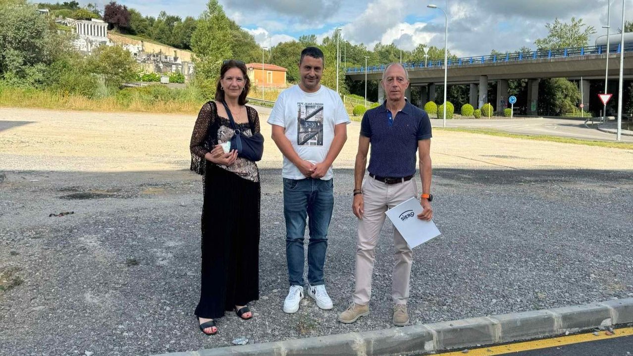 Los concejales Patricia Antuña, Javier Rodríguez y Jesús Abad